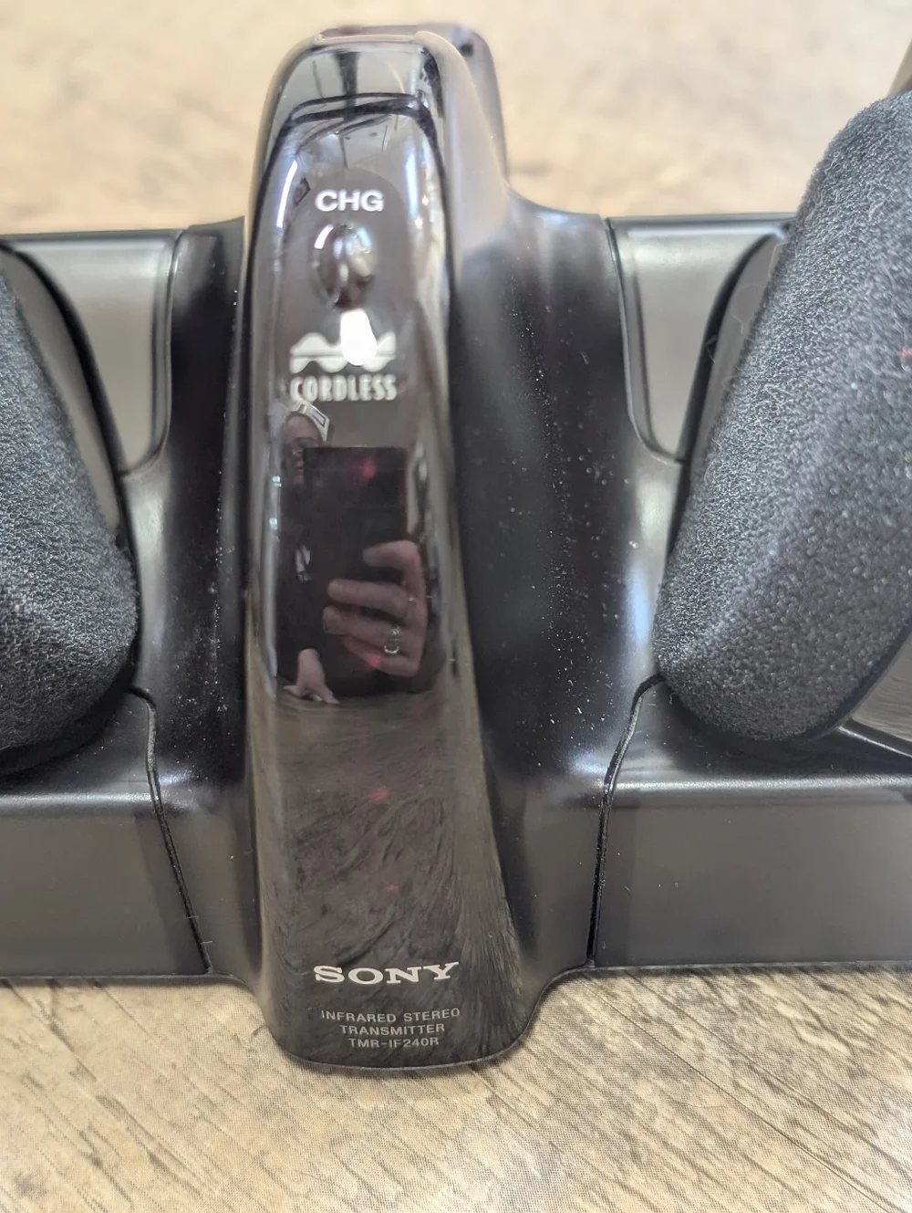 SONY MDR-IF240R CORDLESS STEREO HEADPHONES + CABLES + TMR-IF240R TRANSMITTER